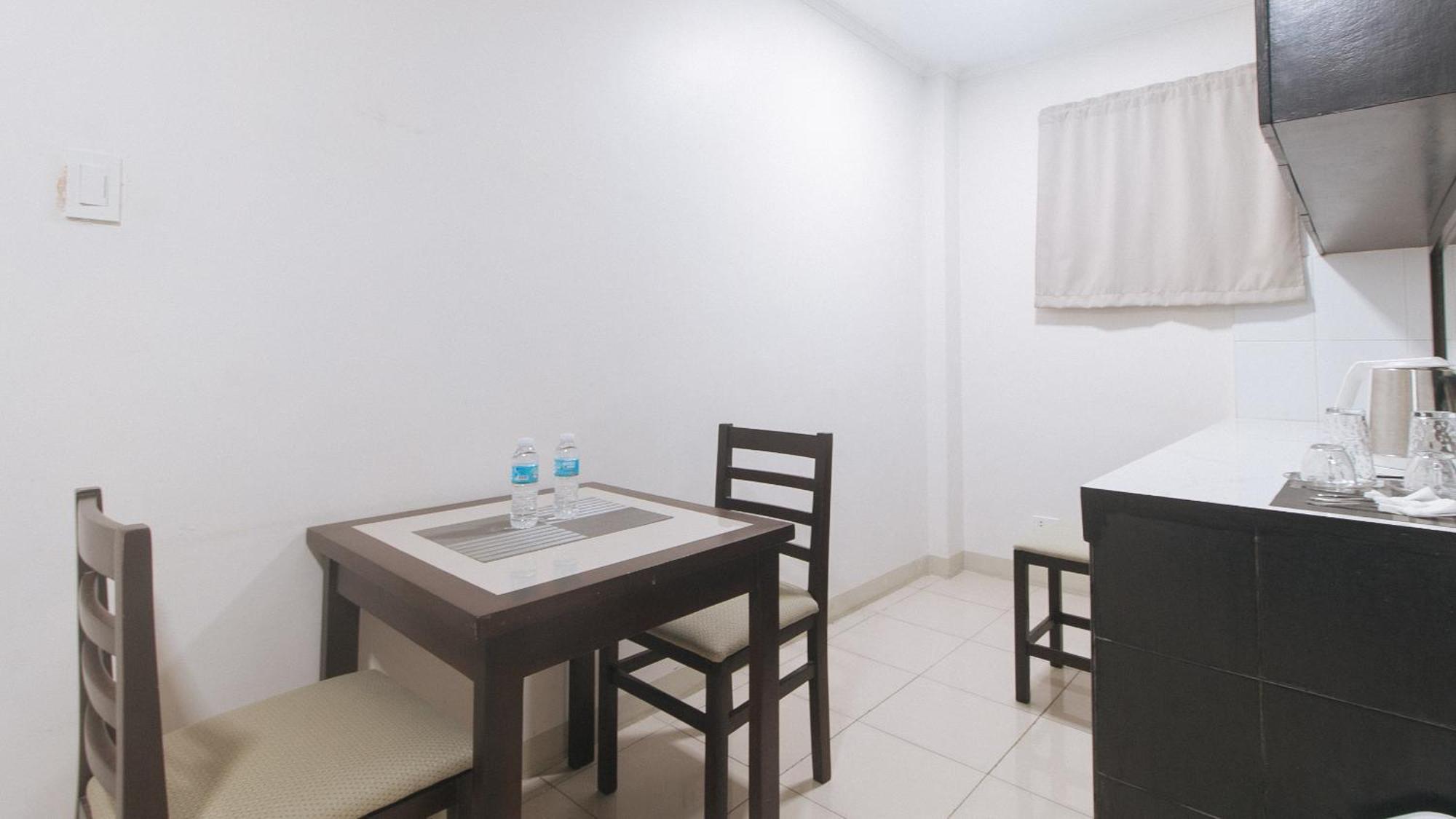 Urbanview At Evangelista Street Makati Makati City Zewnętrze zdjęcie