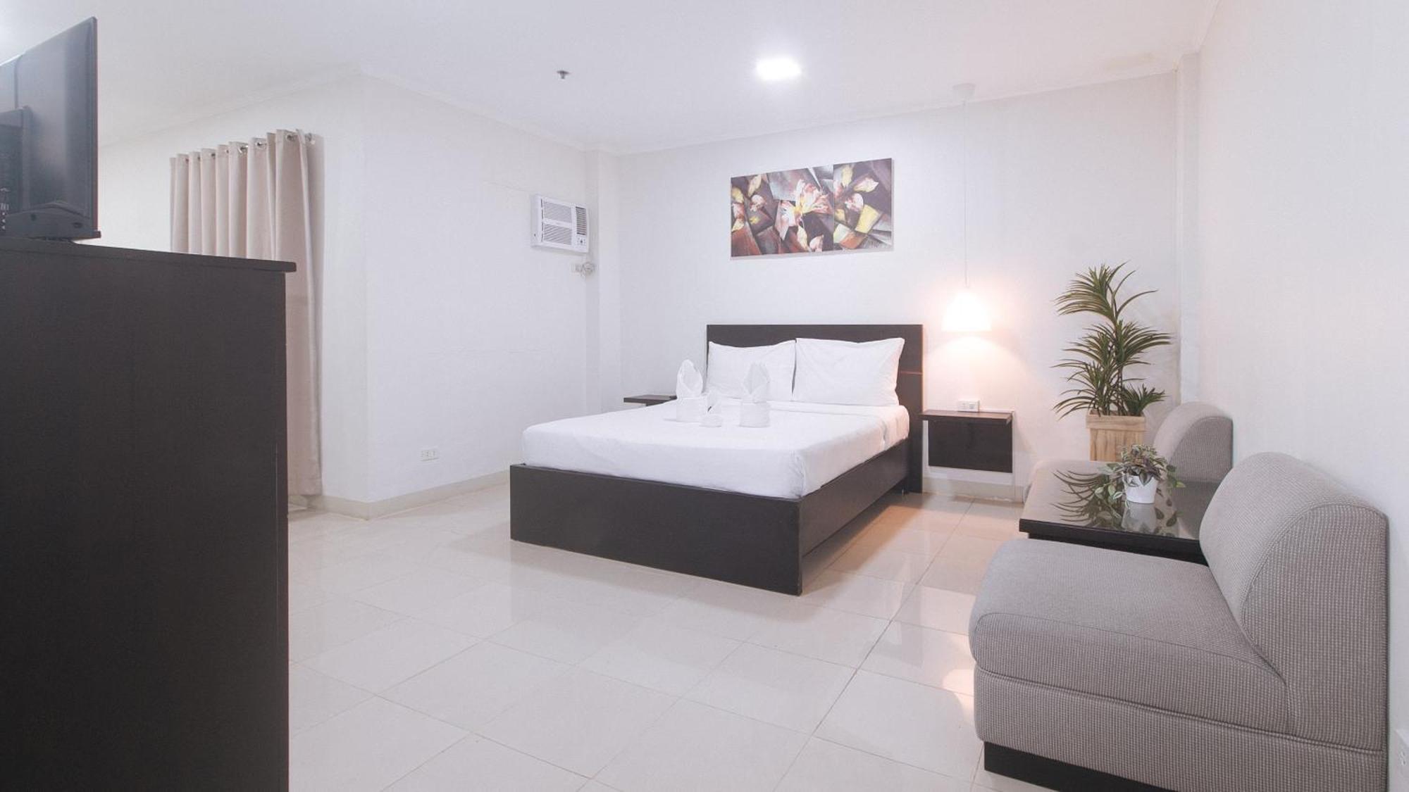 Urbanview At Evangelista Street Makati Makati City Zewnętrze zdjęcie