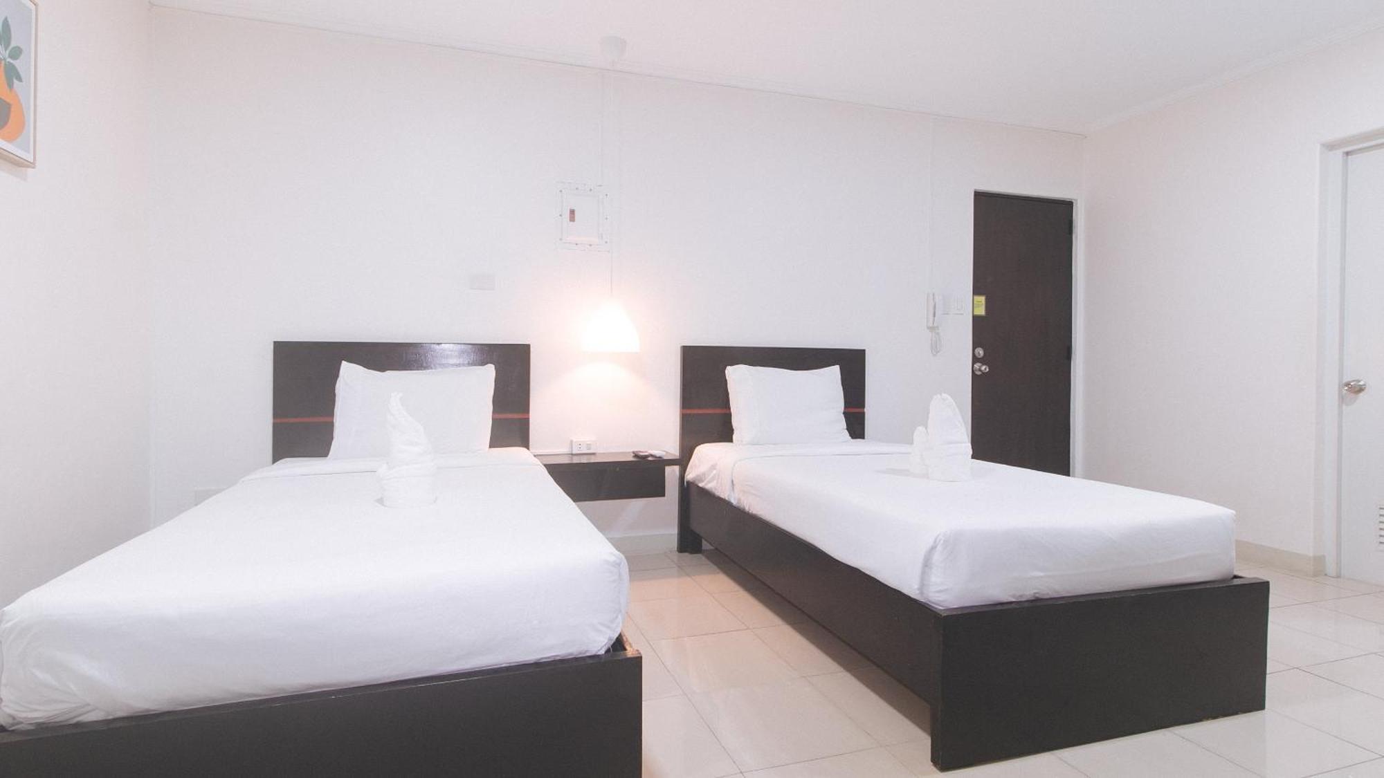 Urbanview At Evangelista Street Makati Makati City Zewnętrze zdjęcie