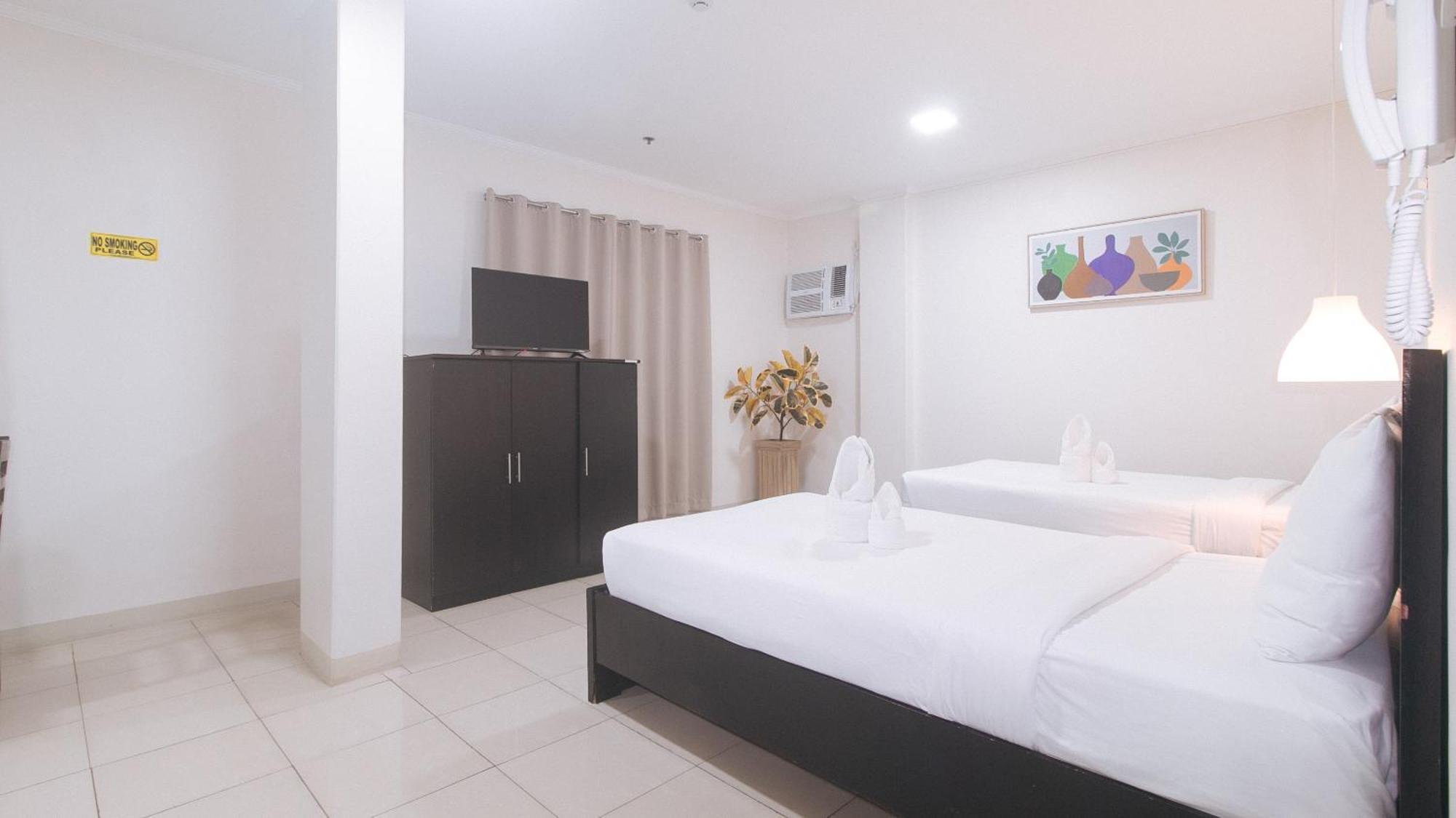 Urbanview At Evangelista Street Makati Makati City Zewnętrze zdjęcie